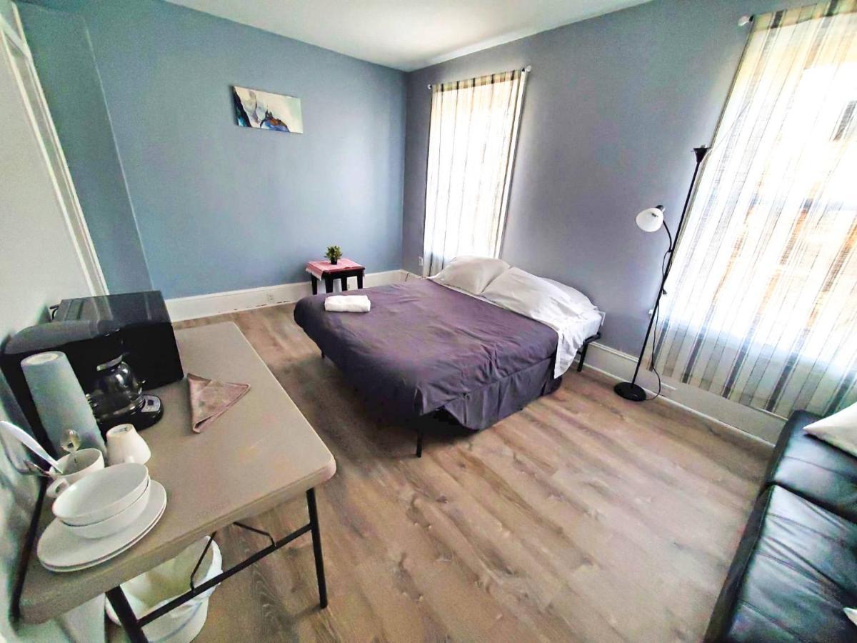 1 Bdrm Apartment With 2 Queen Beds & Small Kitchenette Philadelphia Exterior photo